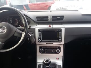 2010 Volkswagen Passat B6, серебристый, 738748 рублей, вид 4