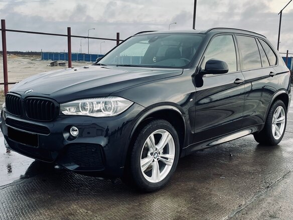 2018 BMW X5 30d III (F15), чёрный, 4810000 рублей