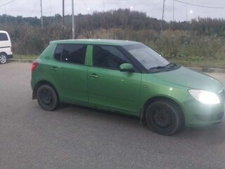 2012 Skoda Fabia II Рестайлинг, зелёный, 240000 рублей, вид 4