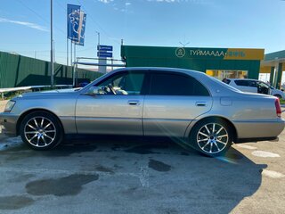 2000 Toyota Crown Majesta III (S170), серый, 1200000 рублей, вид 4
