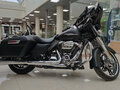 2017 Harley-Davidson Street Glide, чёрный - вид 3