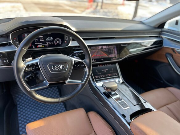 2018 Audi A8 Long 60 TFSI IV (D5), белый, 6888888 рублей - вид 15