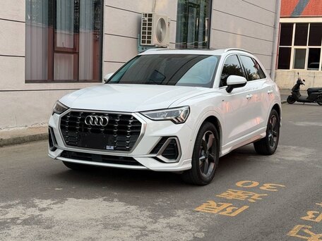 2022 Audi Q3 35 TFSI II (F3), белый, 2900000 рублей, вид 2