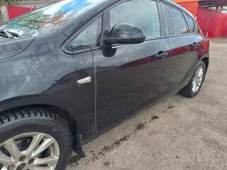 2011 Opel Astra J, чёрный, 540000 рублей, вид 5