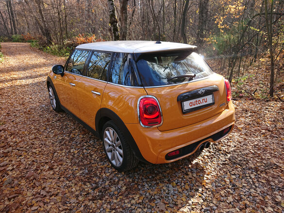 2015 Mini Hatch Cooper S III (F55/F56), оранжевый - вид 6
