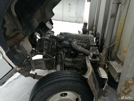 1992 Isuzu Elf (N-series), белый, 1300000 рублей, вид 2