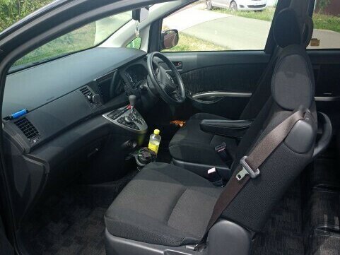 2011 Toyota ISis I Рестайлинг, чёрный, 1500000 рублей - вид 11