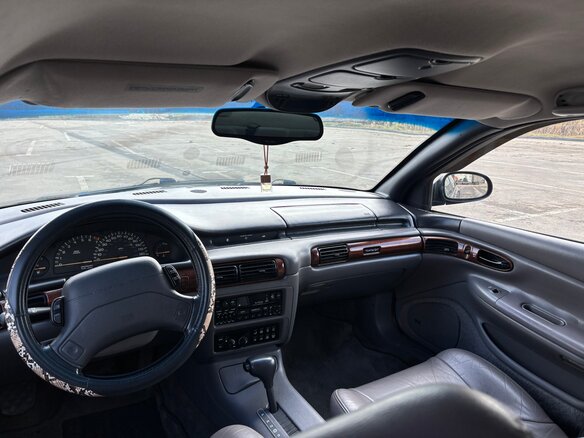 1993 Chrysler Concorde I, чёрный, 950000 рублей - вид 20