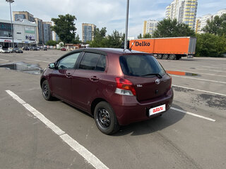 2010 Toyota Vitz II (XP90), пурпурный, 790000 рублей, вид 4