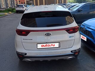 2020 Kia Sportage IV, белый, 2350000 рублей, вид 3