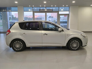 2010 Kia Ceed I Рестайлинг, серебристый, 549000 рублей, вид 4