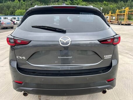 2023 Mazda CX-5 II Рестайлинг, серебристый, 2370000 рублей, вид 4