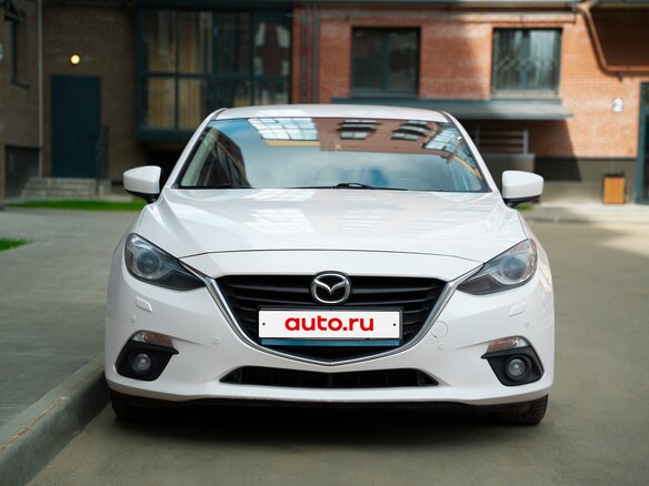2013 Mazda 3 III (BM), белый, 1250000 рублей - вид 3