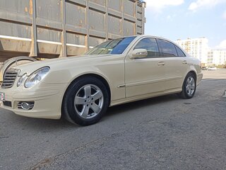 2008 Mercedes-Benz E-Класс 200 III (W211, S211) Рестайлинг, бежевый, 690900 рублей, вид 1