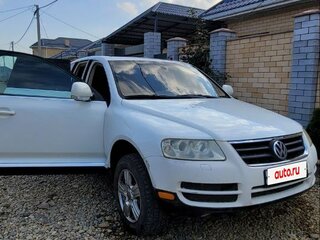 2005 Volkswagen Touareg I, белый, 730000 рублей, вид 1