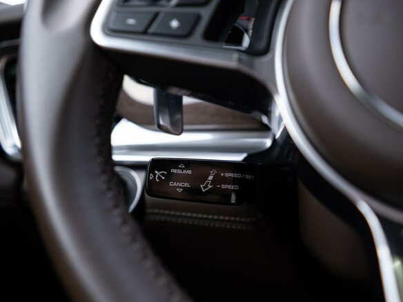 2019 Porsche Panamera 4 Sport Turismo II, серый - вид 26