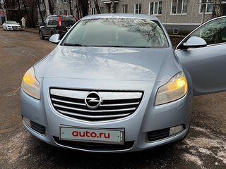 2013 Opel Insignia I, серебристый, 800000 рублей, вид 3