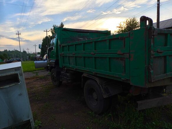 1989 Isuzu Forward (F-Series), зелёный, 2200000 рублей - вид 3