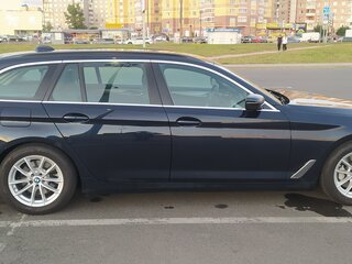 2018 BMW 5 серии 525d VII (G30/G31/G38), синий, 2330222 рублей, вид 3