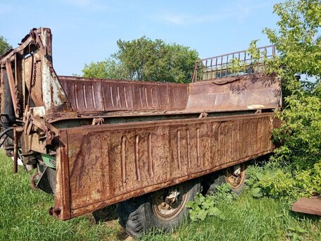 1990 Урал 4320, зелёный, 450000 рублей, вид 5