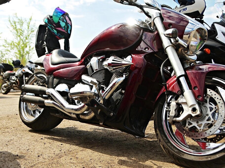 2007 Suzuki Boulevard M109R, красный, 1000000 рублей, вид 1