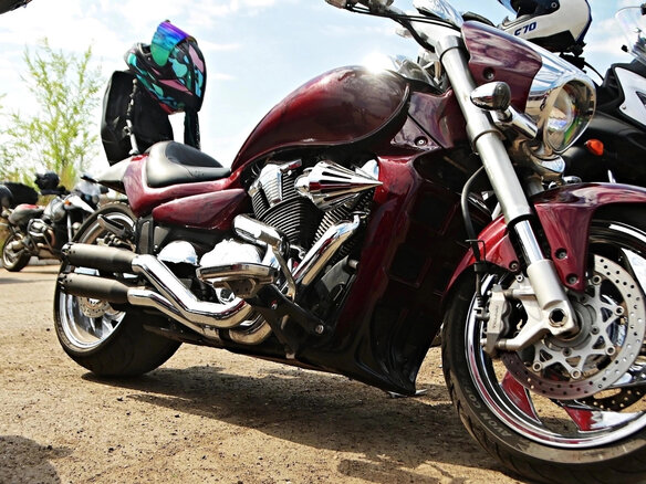 2007 Suzuki Boulevard M109R, красный, 1000000 рублей