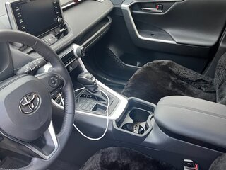 2020 Toyota RAV4 V (XA50), серый, 4035000 рублей, вид 5