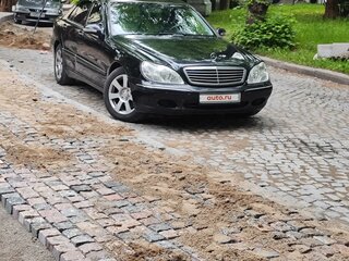 2003 Mercedes-Benz S-Класс 350 IV (W220) Рестайлинг, чёрный, 920000 рублей, вид 1