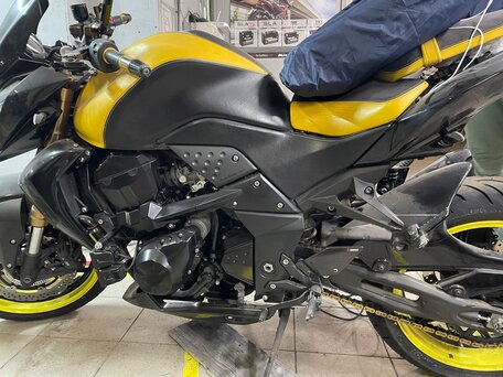 2012 Kawasaki Z 750, чёрный, 560000 рублей, вид 3