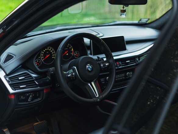 2017 BMW X5 M II (F85), чёрный, 4200000 рублей - вид 7