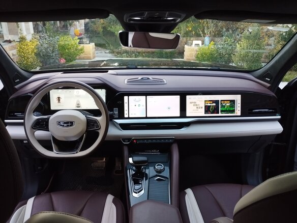 2024 Geely Monjaro I, чёрный, 3980000 рублей - вид 10