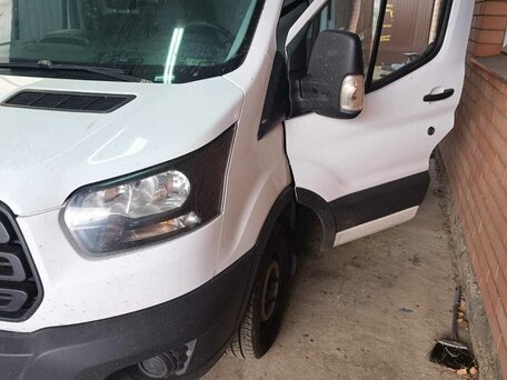 2017 Ford Transit, белый, 2600000 рублей, вид 3