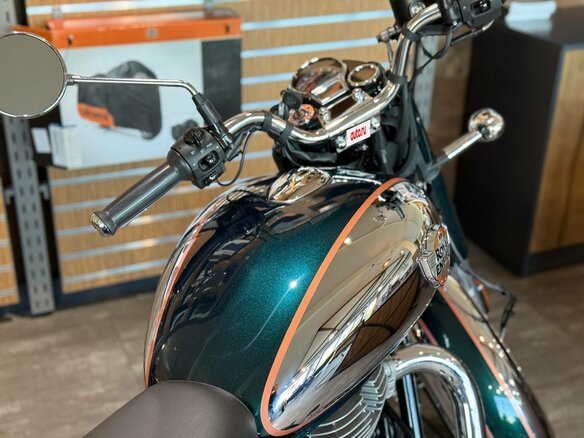 2026 Royal Enfield Classic 350, серый, 526000 рублей - вид 30