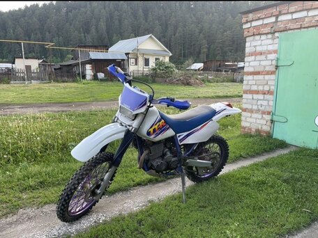 1993 Yamaha TT-R250, белый, 190000 рублей, вид 2
