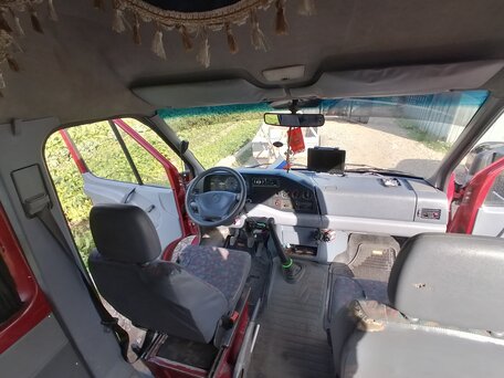 1996 Mercedes-Benz Sprinter, красный, 597922 рублей, вид 5