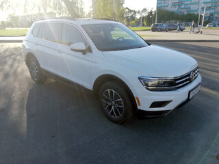 2019 Volkswagen Tiguan Allspace II, белый, 2500000 рублей, вид 2