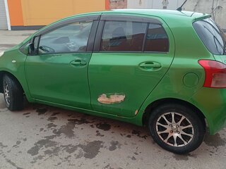 2005 Toyota Vitz II (XP90), зелёный, 370000 рублей, вид 4