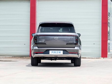 2026 GAC Trumpchi S7 I Рестайлинг, серый, 4490000 рублей, вид 4