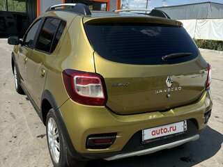 2018 Renault Sandero Stepway II, зелёный, 700000 рублей, вид 4
