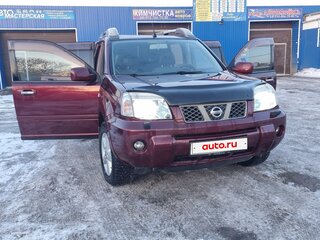 2004 Nissan X-Trail I Рестайлинг, красный, 650000 рублей, вид 4