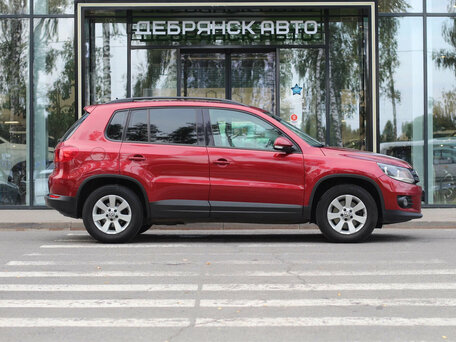 2013 Volkswagen Tiguan I Рестайлинг, красный, 1130000 рублей, вид 4