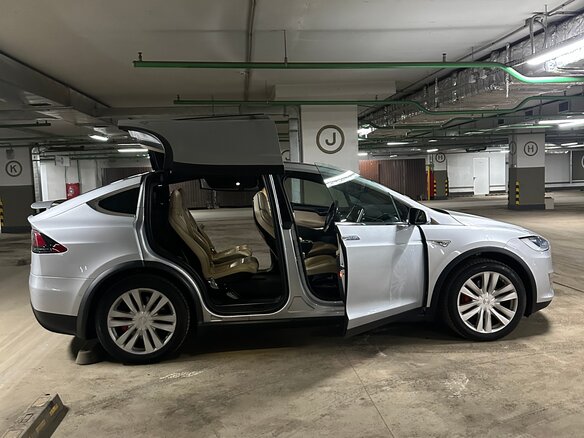 2016 Tesla Model X P90D I, серый, 3400000 рублей - вид 18