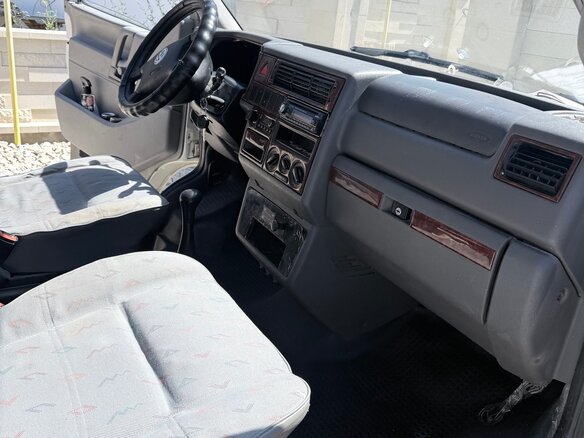 2001 Volkswagen Transporter T4, белый, 1000000 рублей - вид 7