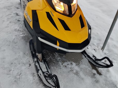 2010 BRP Ski-Doo Tundra 550, жёлтый, 1100000 рублей, вид 1