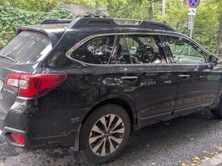 2016 Subaru Outback V, чёрный, 1900000 рублей, вид 3
