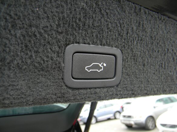 2012 Volvo XC60 I, чёрный - вид 17