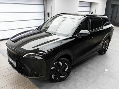 Omoda C7