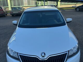2018 Skoda Rapid I Рестайлинг, белый, 770000 рублей, вид 4