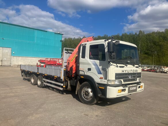 2004 Hyundai Gold, серый, 6000000 рублей
