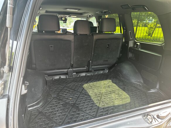 2016 Lexus LX 570 III Рестайлинг 2, чёрный, 7250000 рублей - вид 10